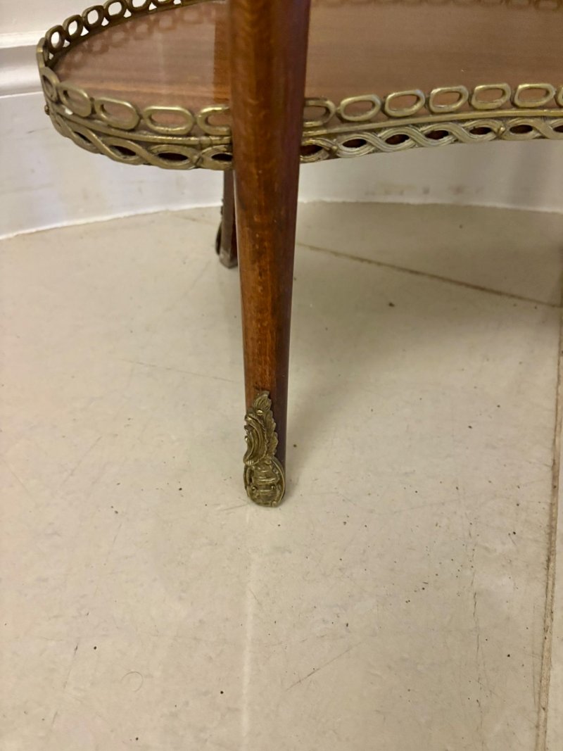 Antique French Quality Louis XV Style Kidney-Shaped Side / Lamp Table